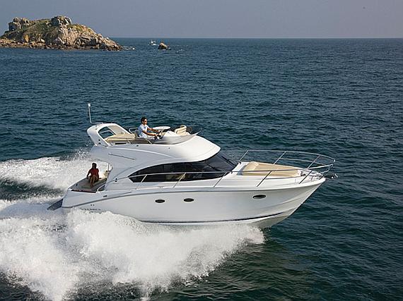 Bez posade Motor boat Beneteau Antares 36 Sveti Nikola - detalji