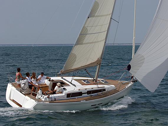 Bez posade Sail boat Dufour 375 GL China girl - detalji