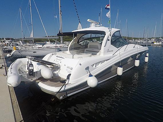 Bez posade Motoryacht Sea Ray 455 Gandalf - detalji