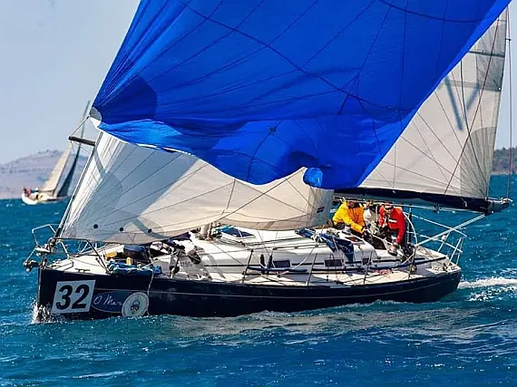 Bez posade Sail boat Grand Soleil 40 R Stribor - detalji