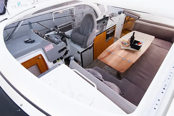 Marex 320 Aft Cabin Cruiser - Marex 320 ACC