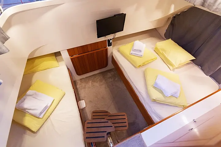 Marex 320 Aft Cabin Cruiser - Marex 320 ACC