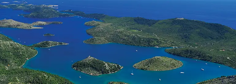 Kornati i Nacionalni parkovi